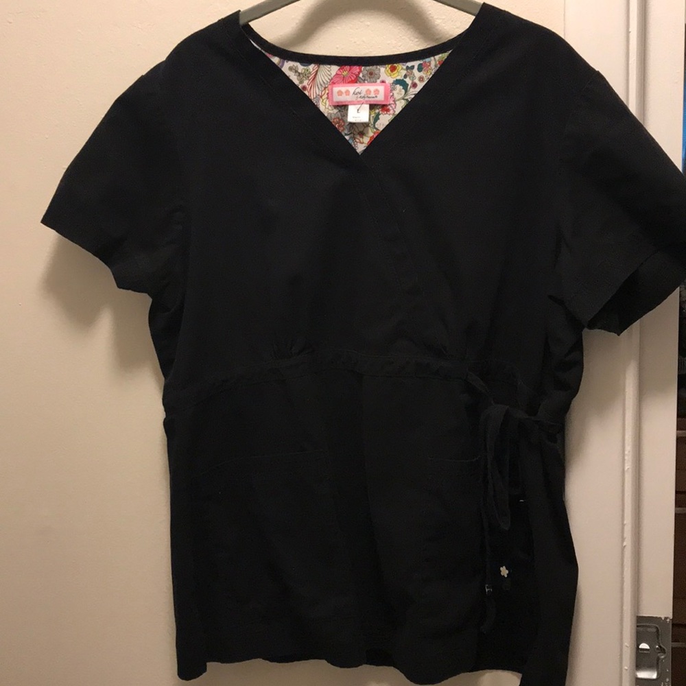 Koi black scrub top size L